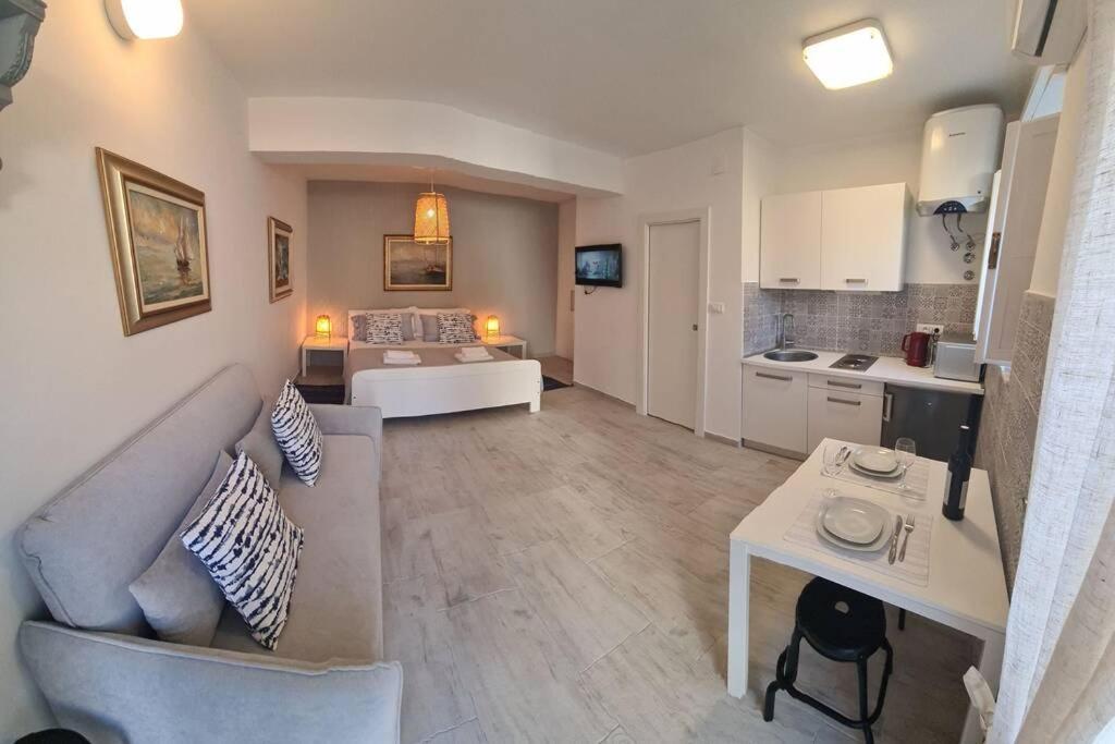Studio Apartment Marella Βις Εξωτερικό φωτογραφία